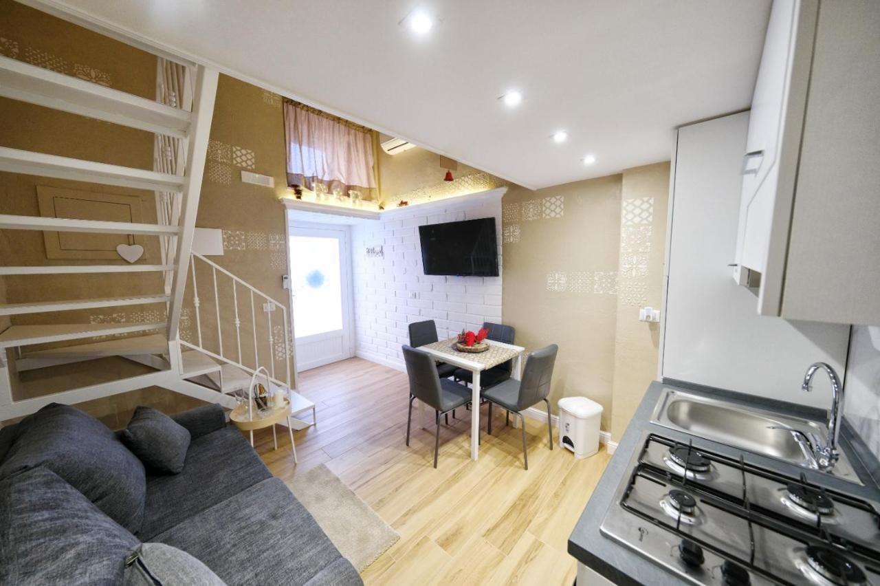 O Vascetiello Apartment Napoli Ngoại thất bức ảnh