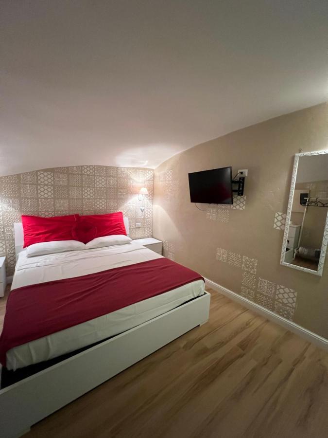 O Vascetiello Apartment Napoli Ngoại thất bức ảnh